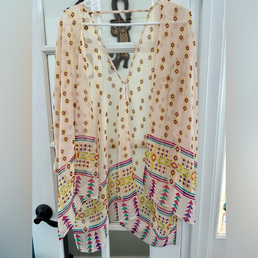 Love Tree Cream 3/4 Sleeve Tie Front Blouse